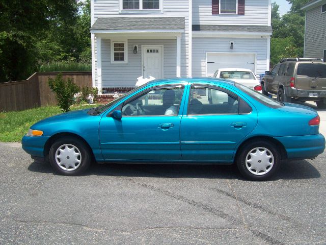 Mercury Mystique 1995 photo 1