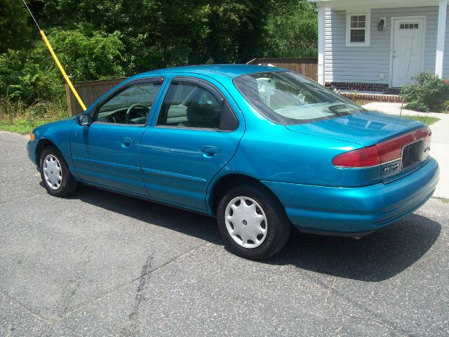 Mercury Mystique 1995 photo 3