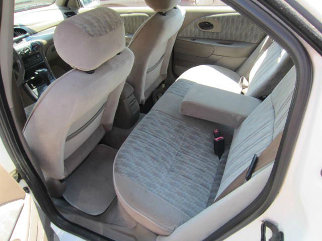 Mercury Mystique 1996 photo 1