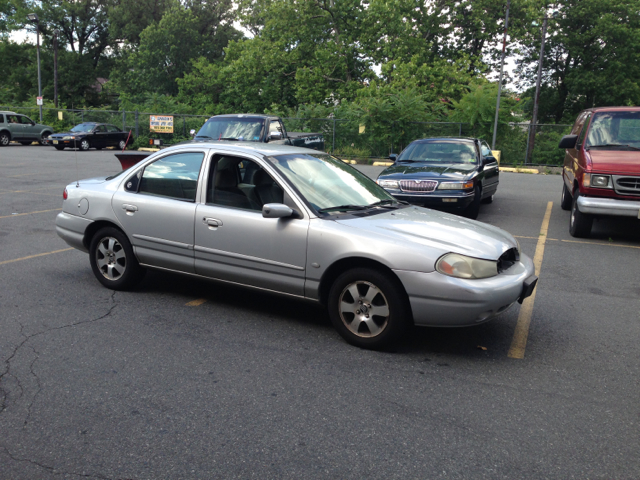 Mercury Mystique 1998 photo 2