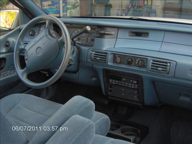 Mercury Sable 1995 photo 2
