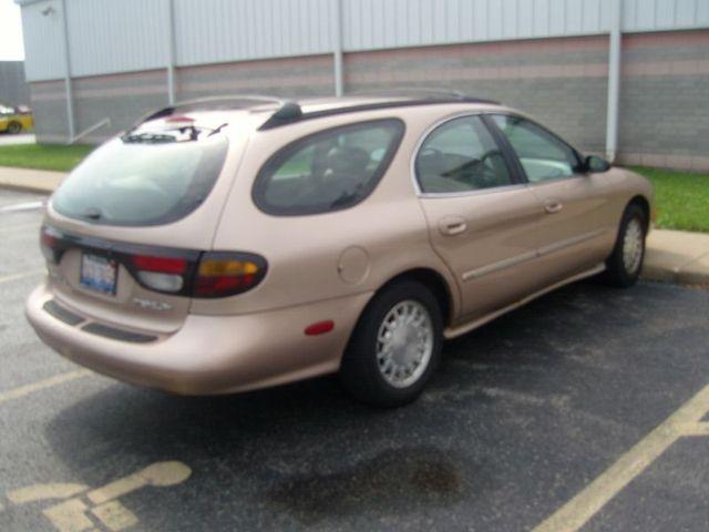 Mercury Sable 1996 photo 2