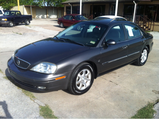 Mercury Sable 2002 photo 1