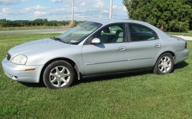 Mercury Sable 2002 photo 2