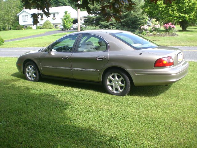 Mercury Sable 2002 photo 1