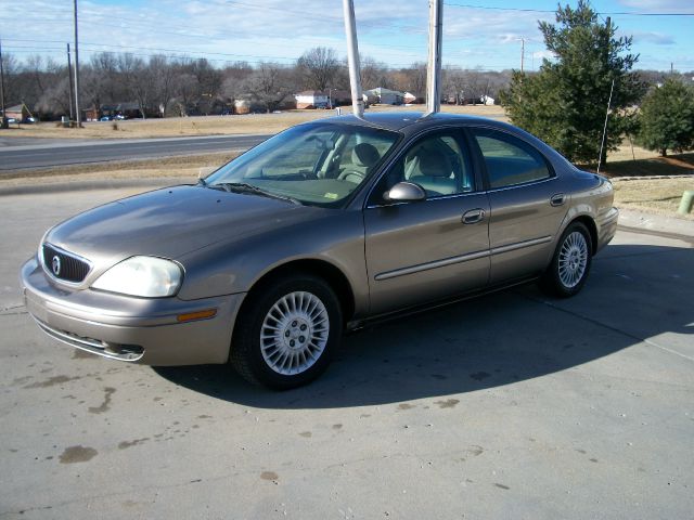 Mercury Sable 2003 photo 2