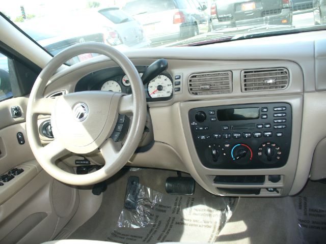 Mercury Sable 2004 photo 2