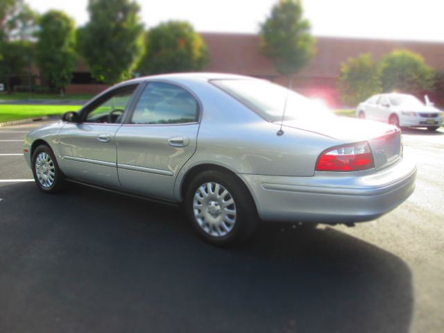 Mercury Sable 2005 photo 2