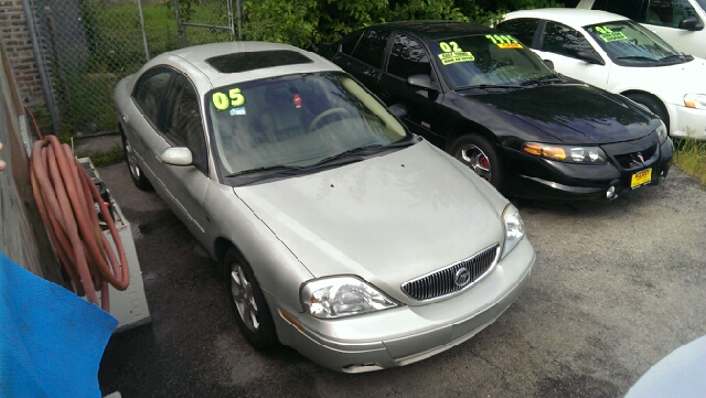 Mercury Sable 2005 photo 2