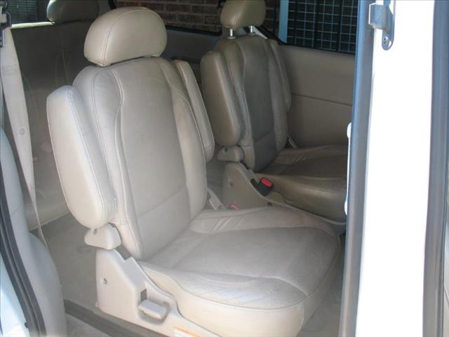 Mercury Villager SES Leather/moonroof MiniVan