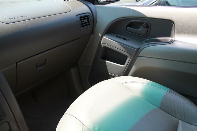 Mercury Villager 2002 photo 21