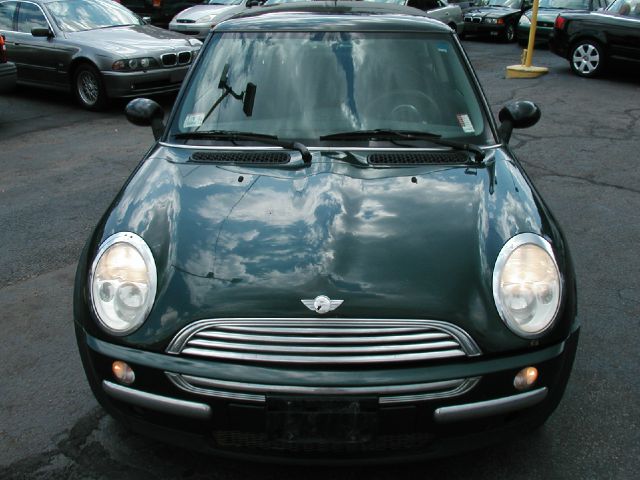Mini Cooper Base Hatchback