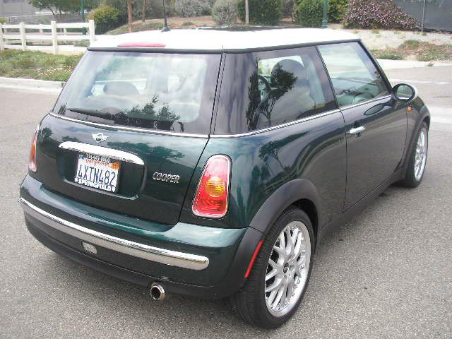 Mini Cooper 2002 photo 2