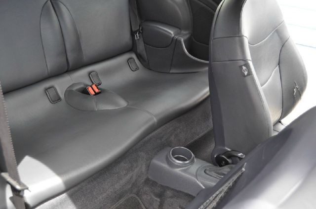 Mini Cooper Base Hatchback