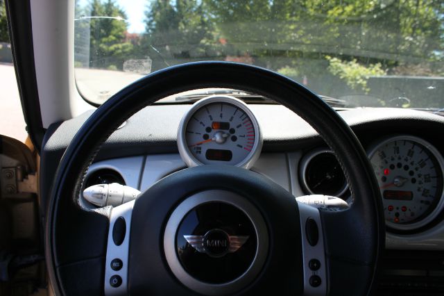 Mini Cooper Base Hatchback