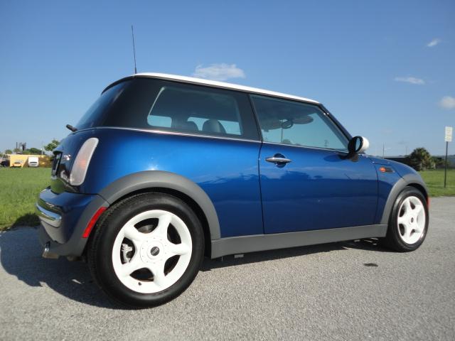 Mini Cooper 2003 photo 3