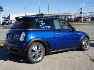 Mini Cooper 2003 photo 2