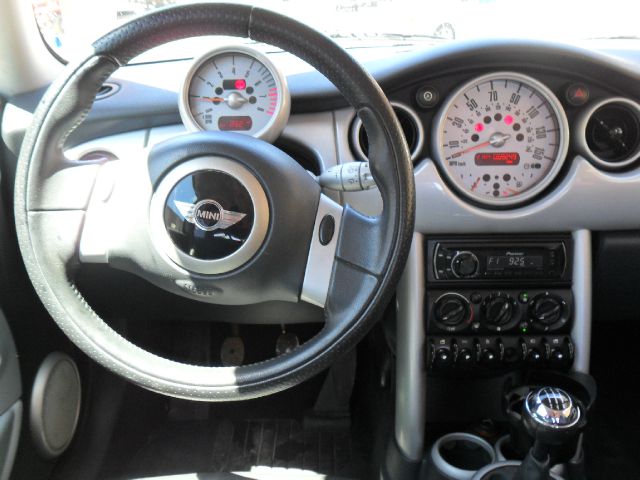 Mini Cooper 2003 photo 11