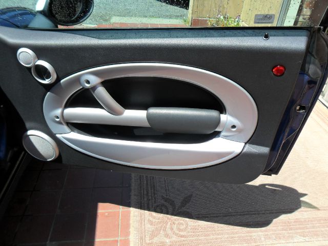 Mini Cooper 2003 photo 8