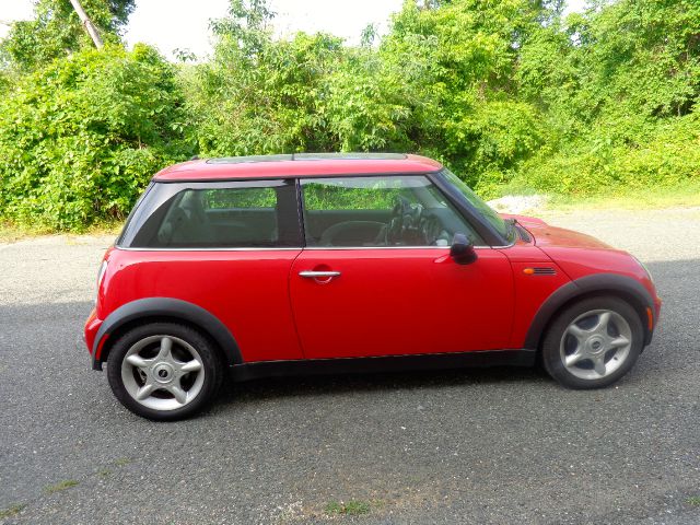 Mini Cooper Base Hatchback