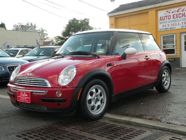 Mini Cooper Base Hatchback