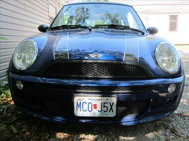 Mini Cooper Crew Cab Short Box 4-wheel Drive LT 4x4 Truck Hatchback