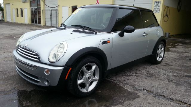 Mini Cooper 2005 photo 1
