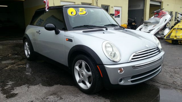Mini Cooper 2005 photo 2