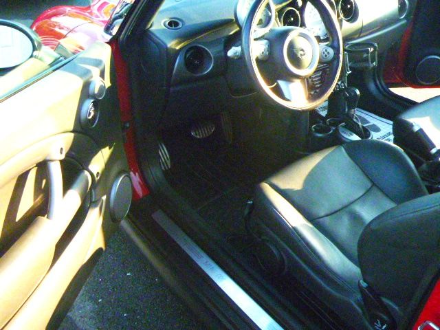 Mini Cooper Black NOV Leather Hatchback