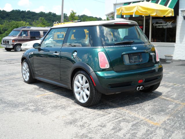 Mini Cooper 2005 photo 2