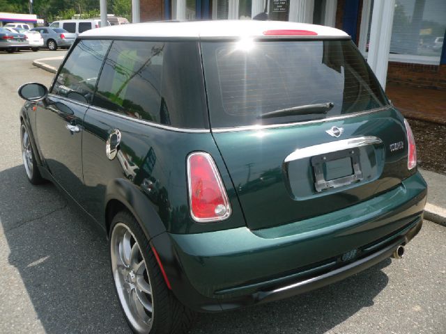 Mini Cooper Base Hatchback