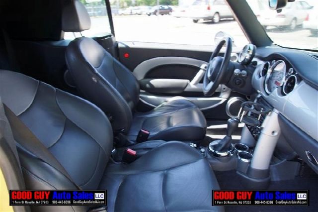 Mini Cooper 2005 photo 18