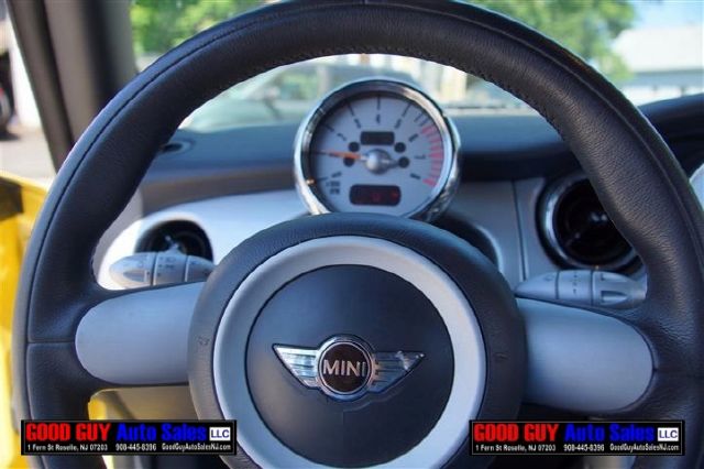 Mini Cooper 2005 photo 39