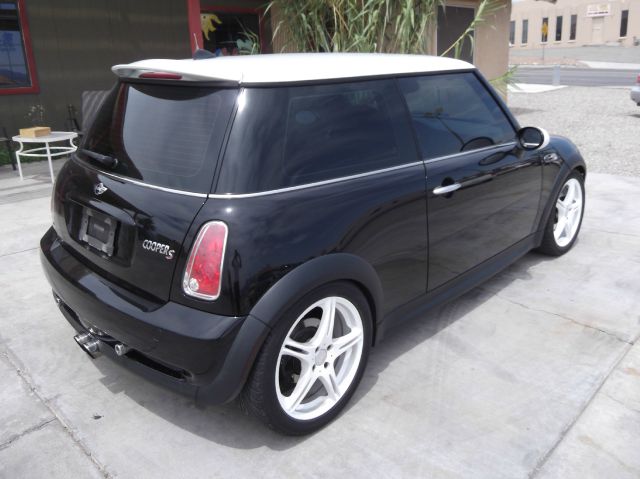 Mini Cooper 2005 photo 1