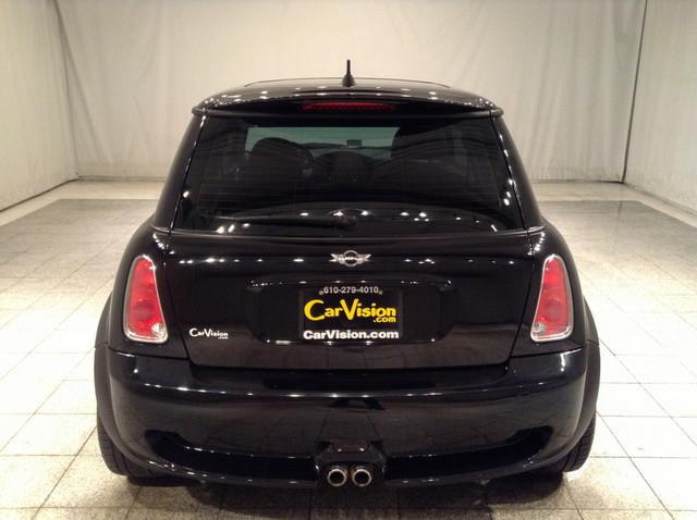 Mini Cooper 2005 photo 2
