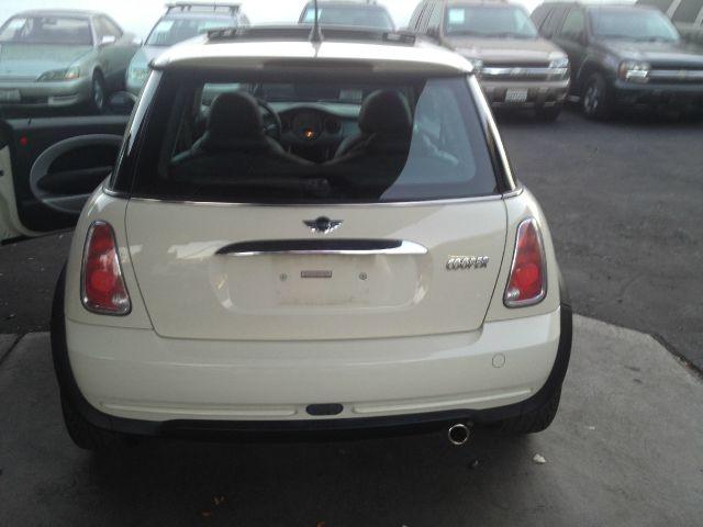 Mini Cooper Base Hatchback