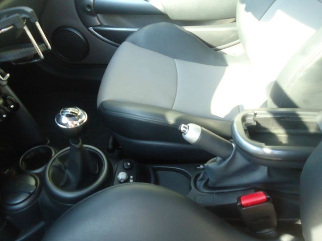Mini Cooper 2005 photo 11