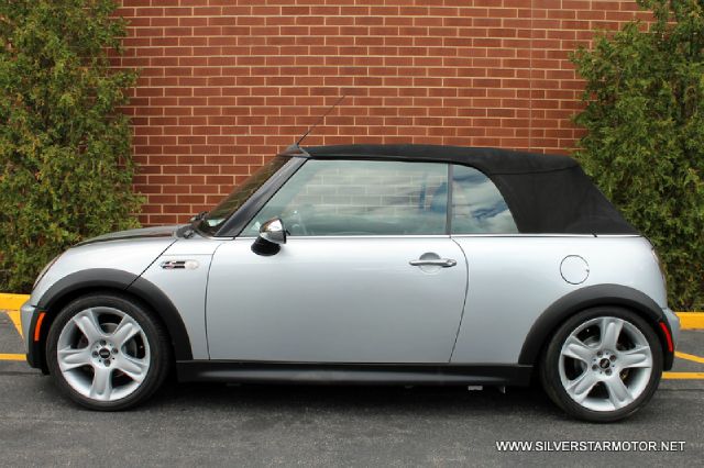 Mini Cooper 3.5L R350 AWD Convertible