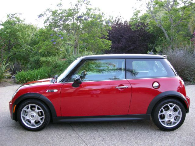 Mini Cooper 2006 photo 14
