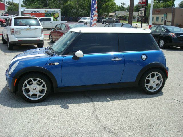 Mini Cooper 2006 photo 2