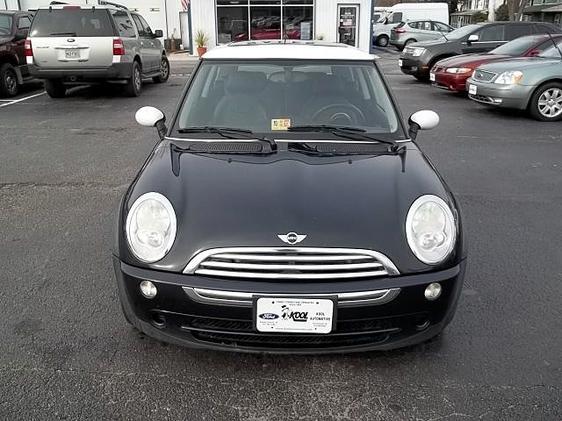 Mini Cooper 2006 photo 2