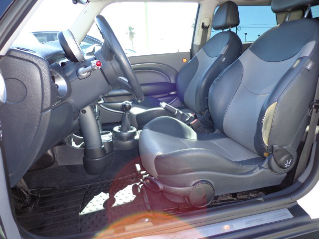 Mini Cooper 2006 photo 2