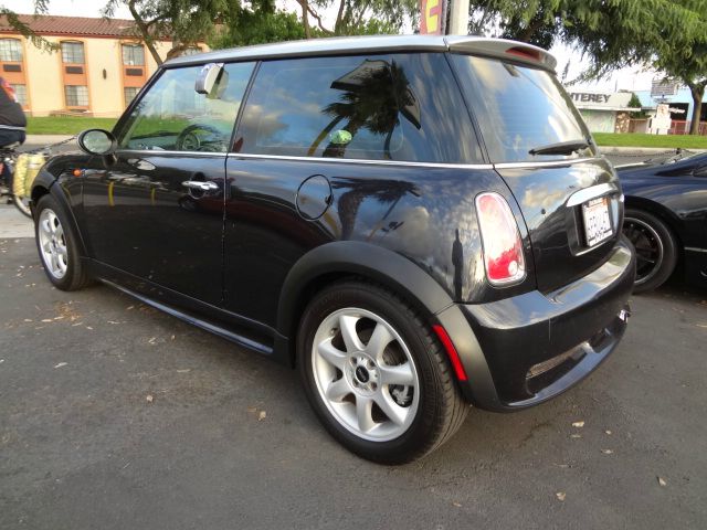 Mini Cooper 2006 photo 2