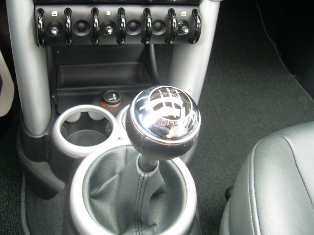 Mini Cooper 2006 photo 11