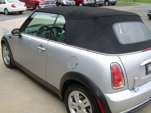 Mini Cooper 2006 photo 14