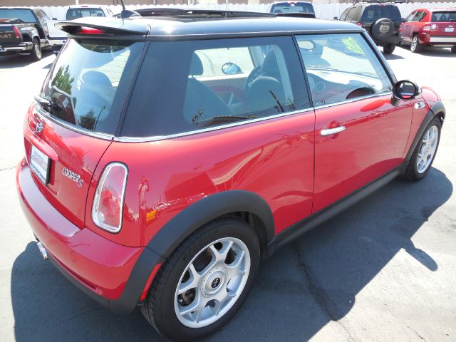 Mini Cooper 2006 photo 3