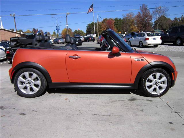 Mini Cooper 2006 photo 1