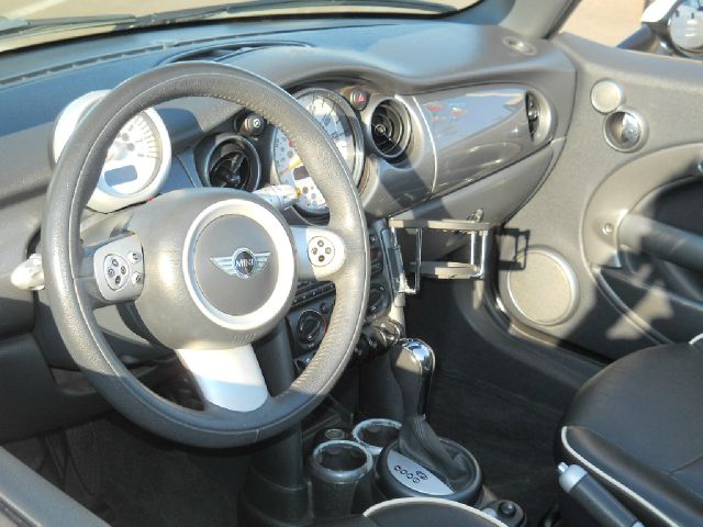 Mini Cooper 1.8T Quattro Convertible