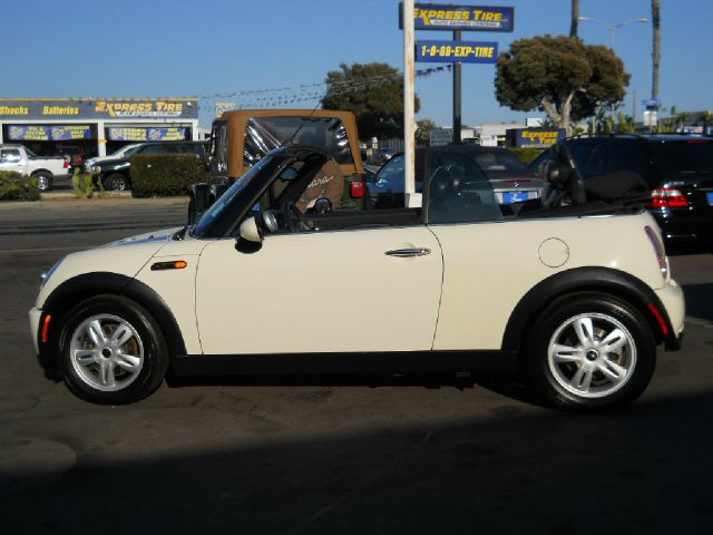 Mini Cooper 2006 photo 2