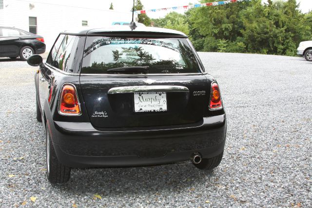 Mini Cooper Base Hatchback